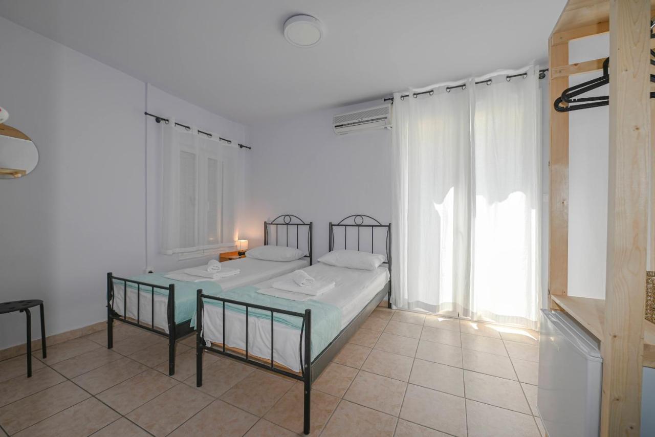 Hermes Rooms Tinos Exterior photo